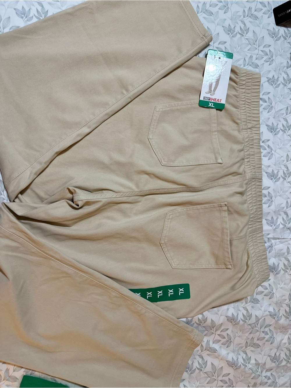 32 Degrees Elastic-Waist Chinos in Light Tan